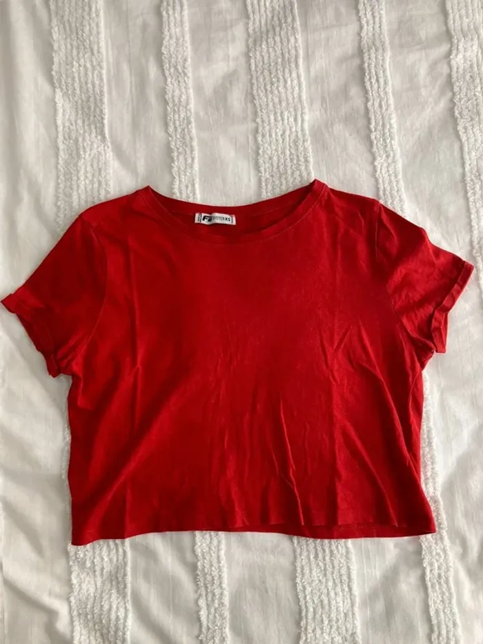 T-shirt court rouge