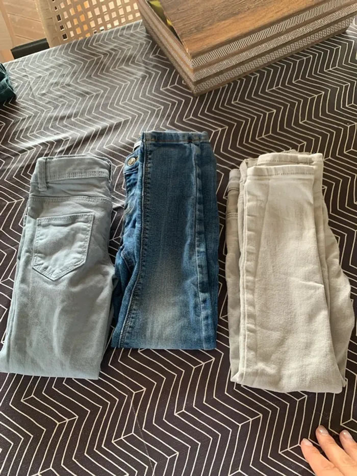 Lot de 3 jeans skinny (Kiabi et Gemo) en 4 ans - photo numéro 7