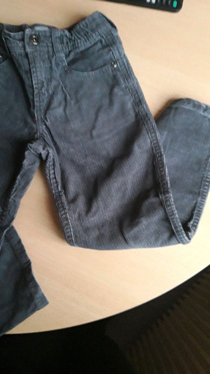 Pantalon 5 ans - photo numéro 2
