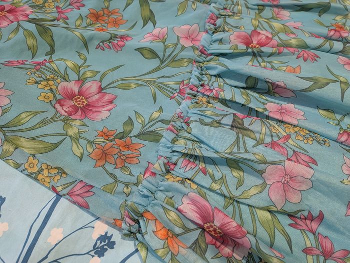 Robe neuve 10 ans - photo numéro 2