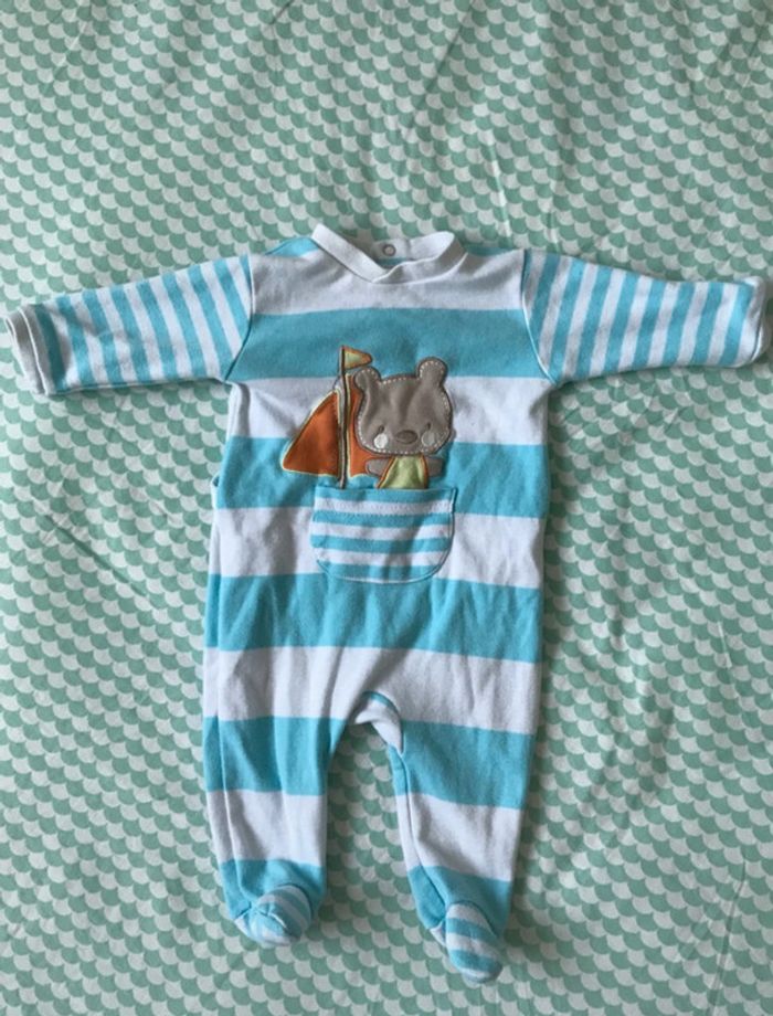 Pyjama rayé grenouillère