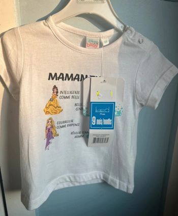 👑 T-shirt Disney Princesses | 9 mois | Neuf avec étiquette !