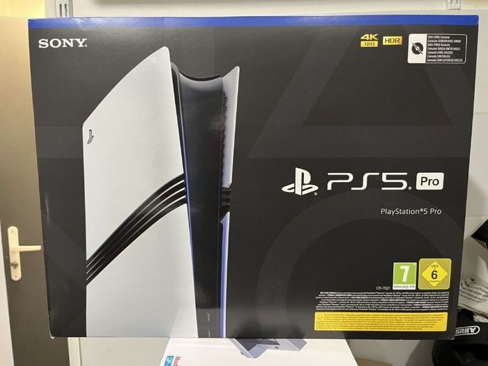 PlayStation 5 Pro 2 To de stockage - Neuf