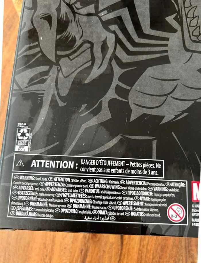 Figurine Venom spéciale box - photo numéro 4