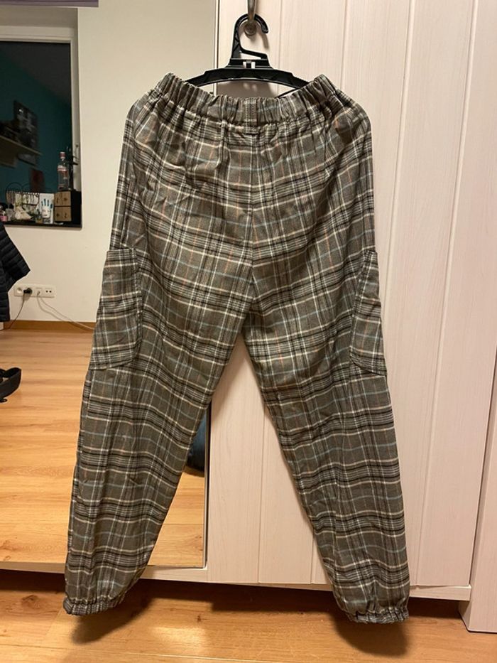 Pantalon à carreaux Zara  taille 13/14 ans - photo numéro 2