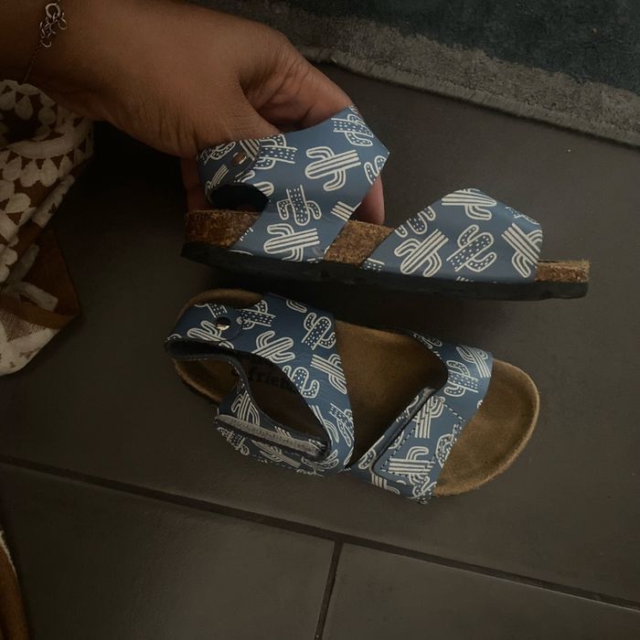 Sandales type birk bleu blanc T25 - photo numéro 2