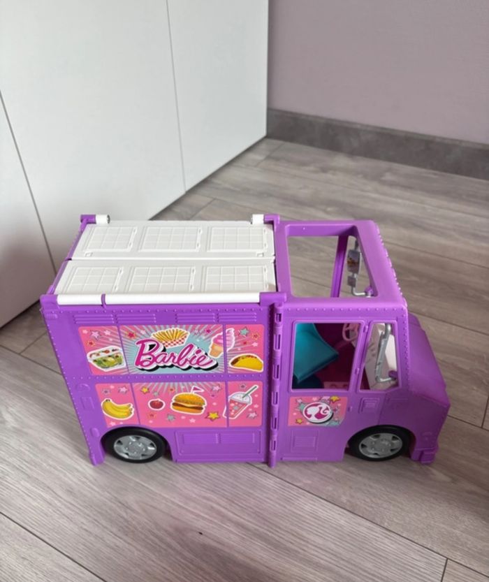 Food truck barbie