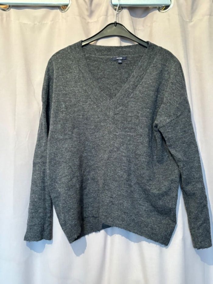 Pull col v