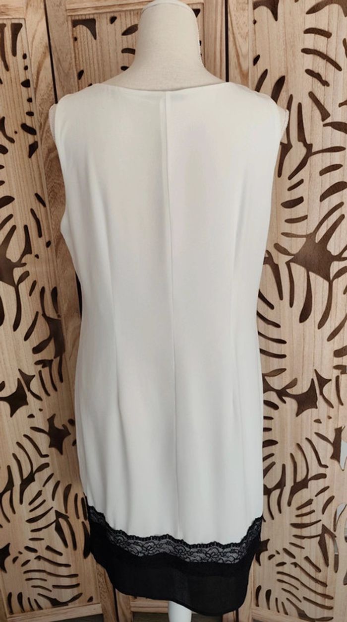 Robe fluide bas dentelle T 44 Cassis Collection - photo numéro 5