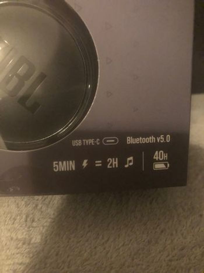 Casque sans fil JBL 570 - photo numéro 4