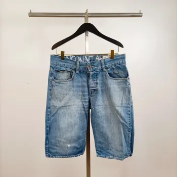 Short en jean denim bleu taille 42 estimée A868