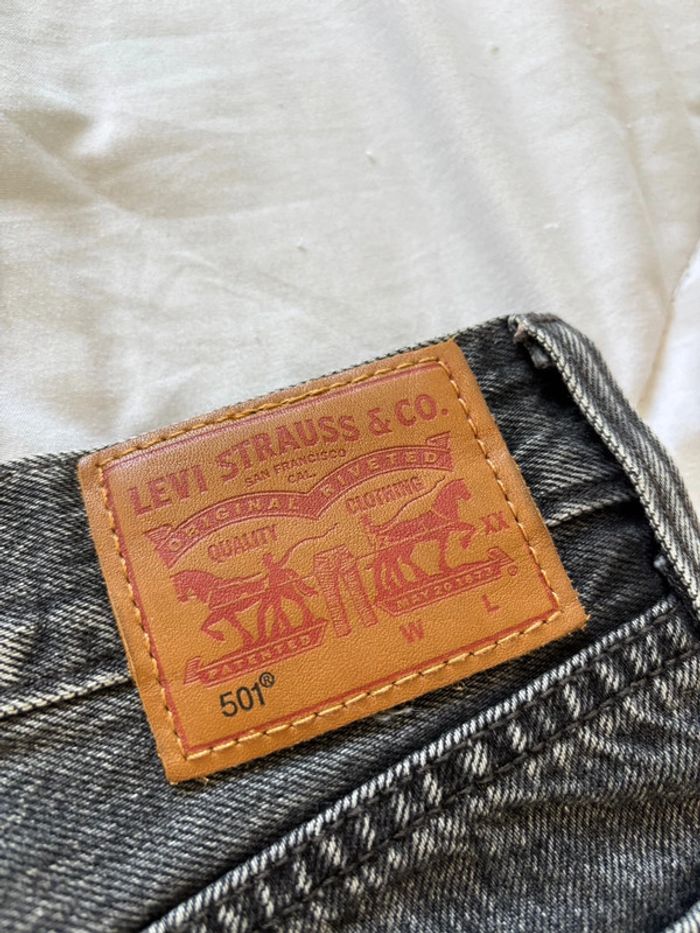 Levi’s 501 vintage court mini destroy W27 / 36‑38 S/M – mi taille gris foncé style cut off - photo numéro 12