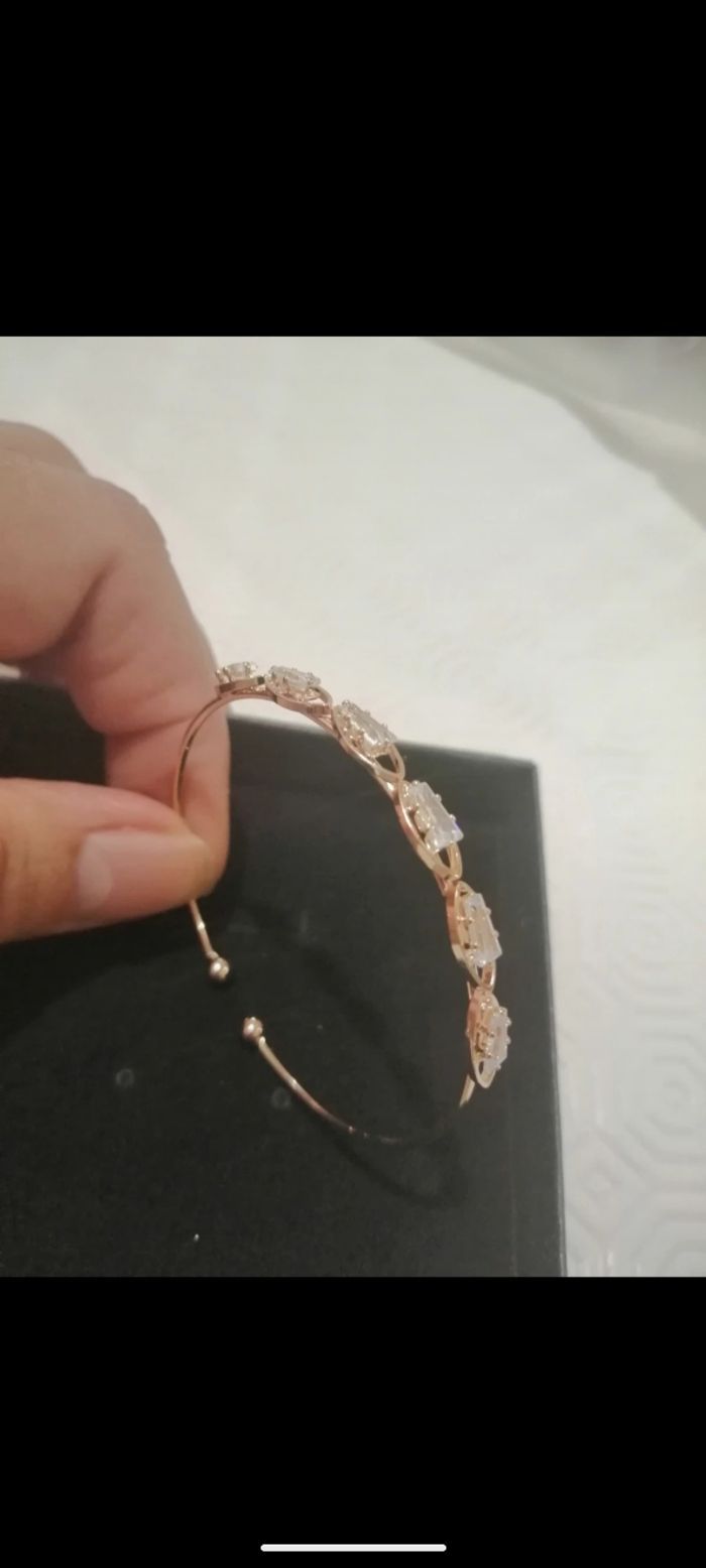 Beau bracelet Gioyes en plaqué or 24 carats sertis de zirconiums. - photo numéro 5