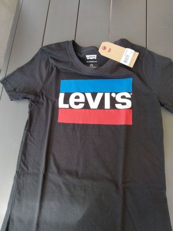 T.shirt noir 12 ans Levi's neuf