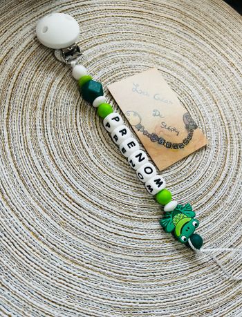 Attache tétine grenouille