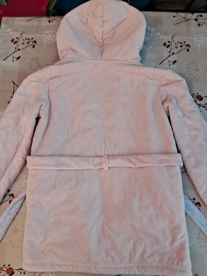 Superbe robe de chambre / peignoir doux, qualité, capuche doublée, ceinture - T 8 ans - Okaïdi - photo numéro 2