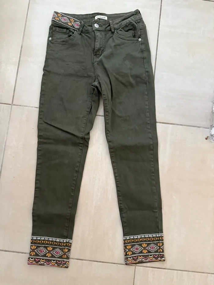 Jean élastiqué kaki taille 36 S Cache cache