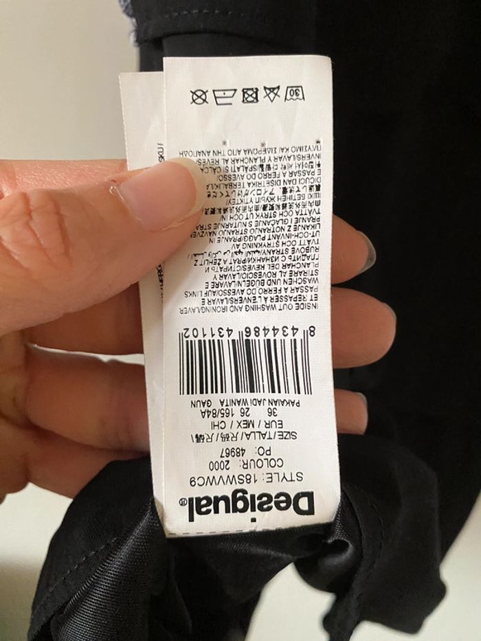 Robe Desigual Taille 36 - photo numéro 3