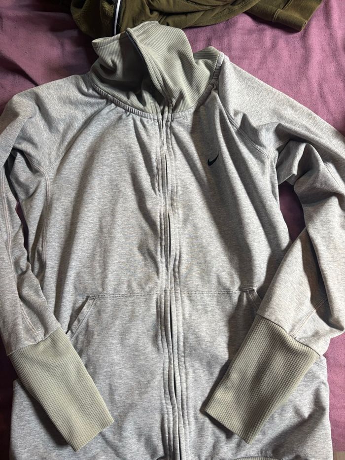 Gilet Nike - photo numéro 2