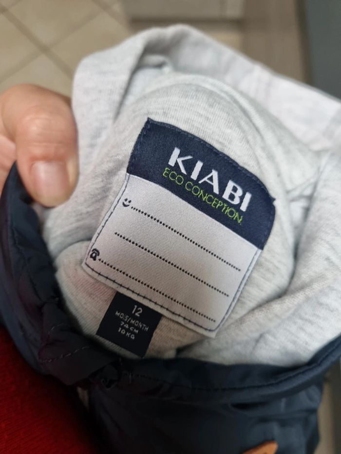 Veste bleue avec capuche - photo numéro 2