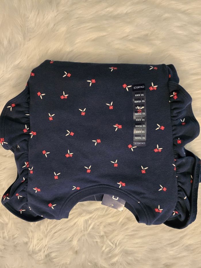 Neuf (non porté)🤩😍🩷🩷superbe  sweat 10 ans fille 🤩😍🩷🩷 - photo numéro 5