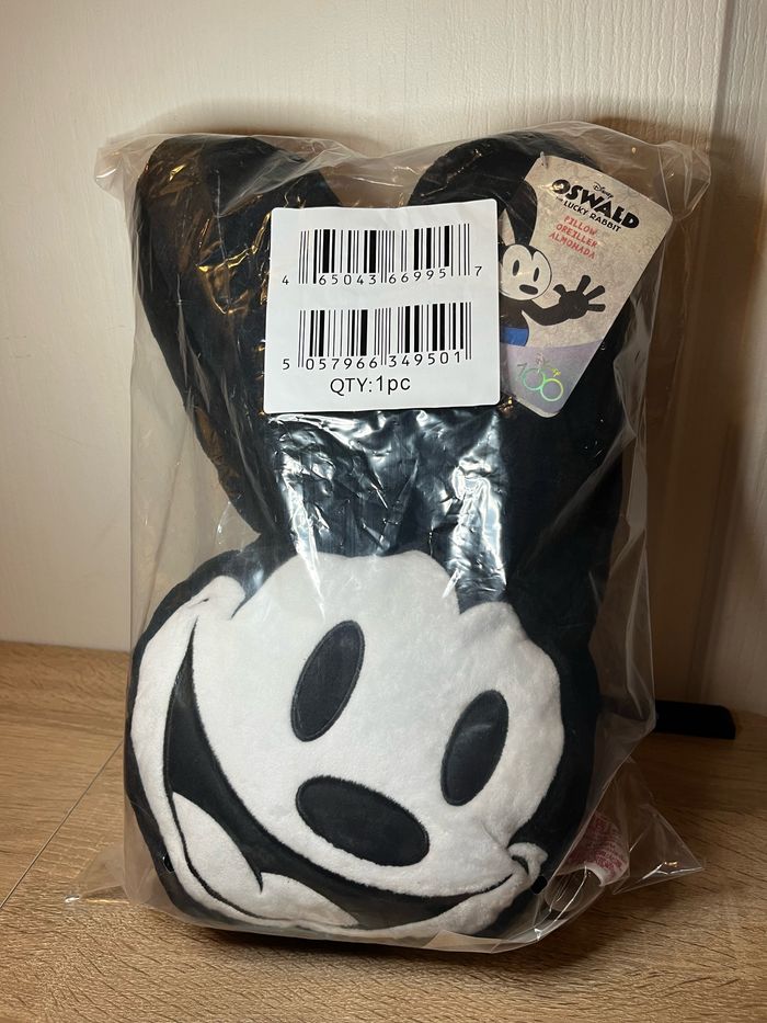 Coussin Oswald Disney 100 ans - photo numéro 6