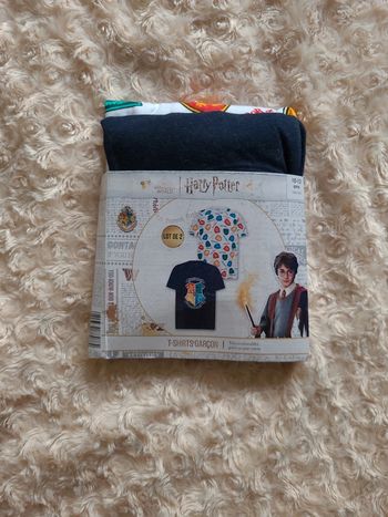 Lot 2 t shirt harry potter taille 10-12 ans