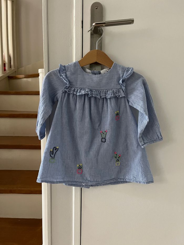 Robe Z à rayures bleu et blanche - 12 mois