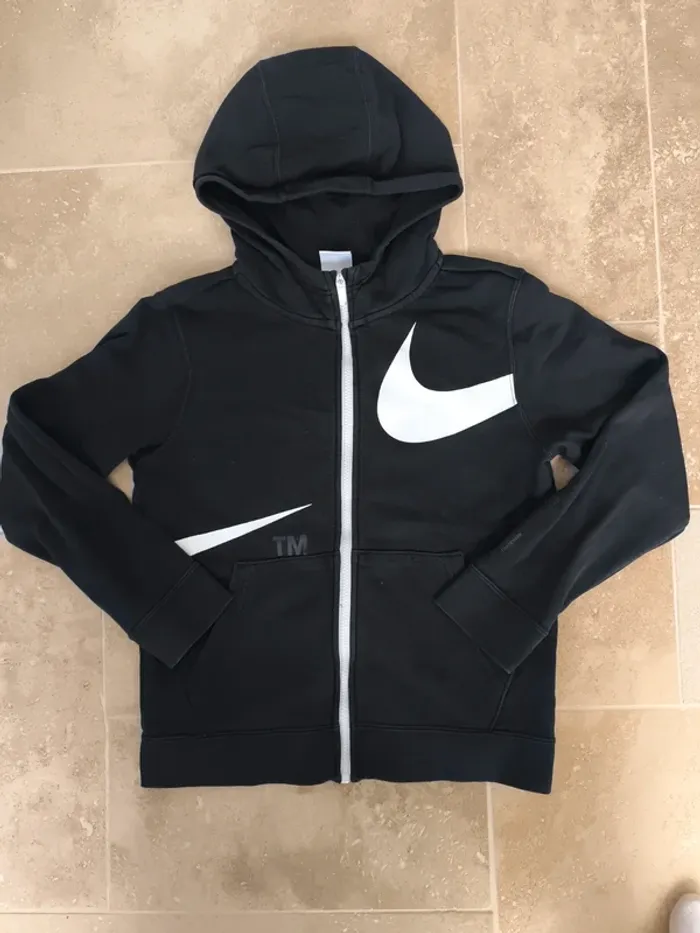 Sweat capuche zippé garçon noir et blanc L 147-153cm excellent état TradeMark 1972 swoosh