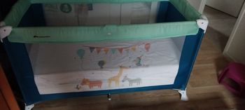 Lit parapluie bébé confort