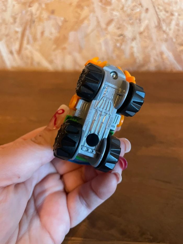 Idée Cadeau 🎁 Véhicule True Métal Dino rescue Rocky de la Pat Patrouille Paw Patrol - photo numéro 7