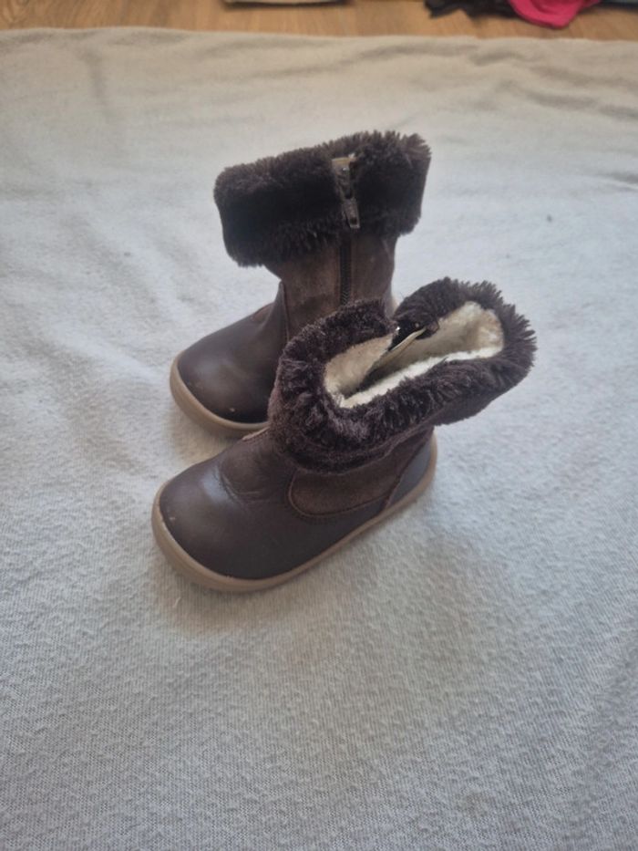 Bottines premiers pas vertbaudet taille 20 - photo numéro 4