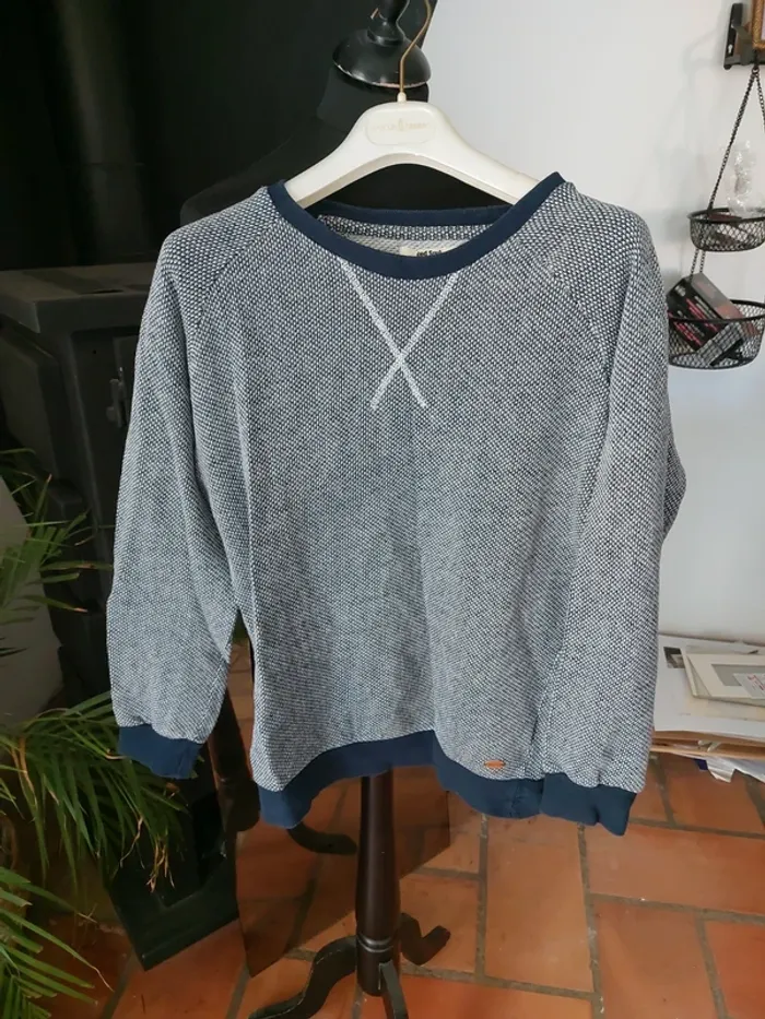 Pull-over