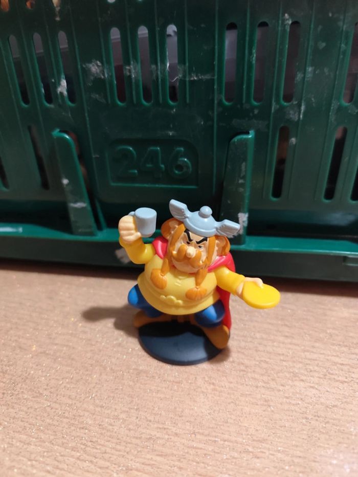 Figurine asterix 05