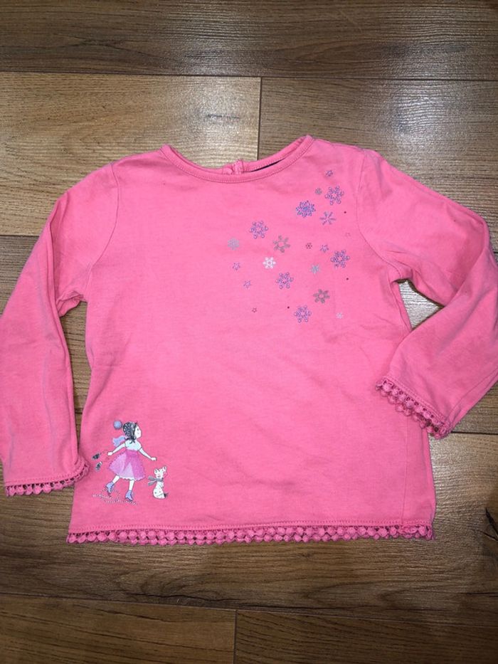 T shirt manche longue fille 🌺 sergent major taille 3 ans très bon état