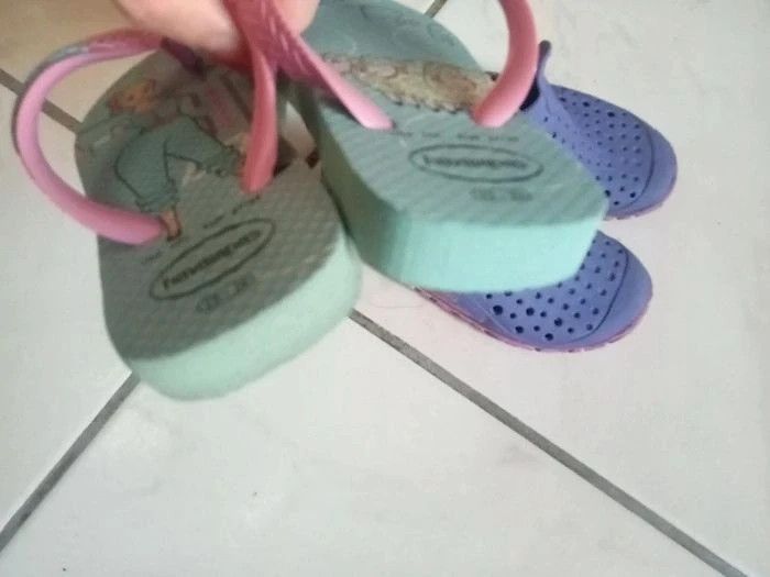 Lot de 4 chaussures pour fille 26/27 - photo numéro 12