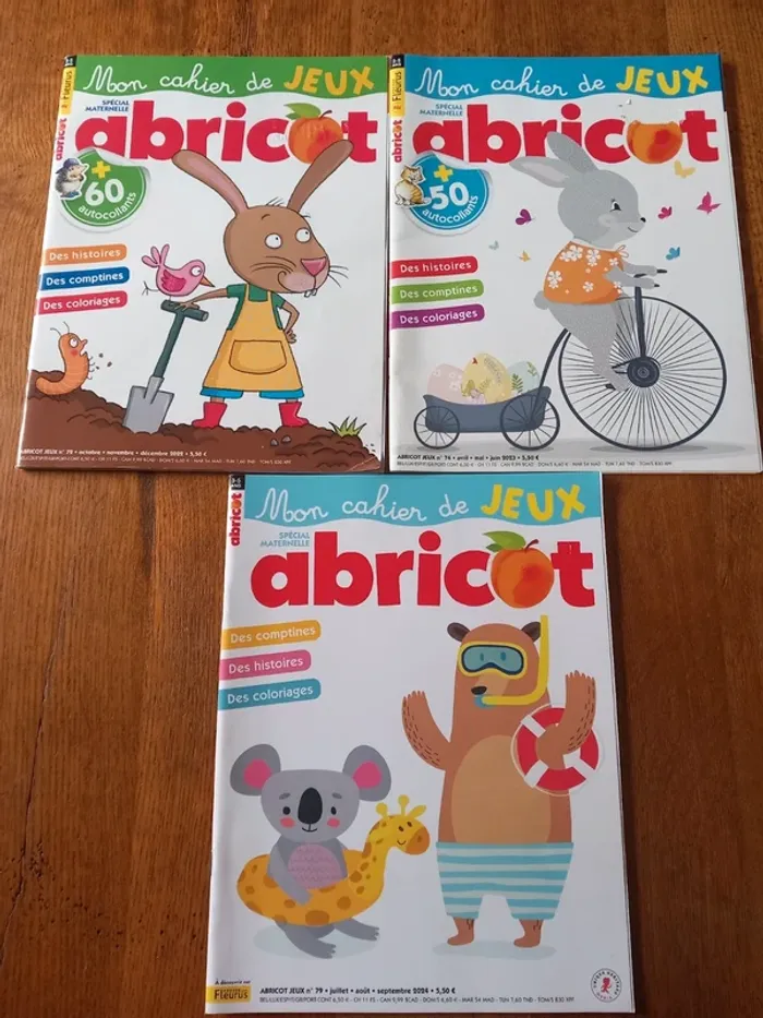 Cahiers de jeux "Abricot" Neufs.