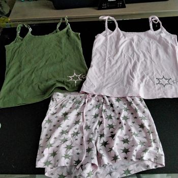 2 caracos + 1 short de nuit taille 38/40