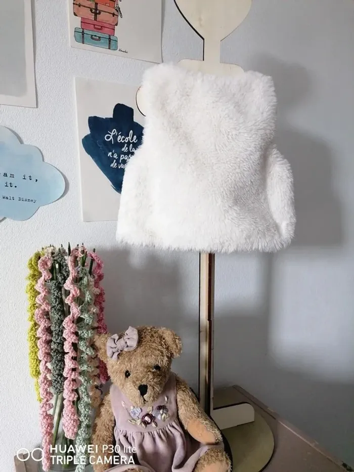 Gilet sans manche Kiabi – 3-6 mois – Blanc - photo numéro 2