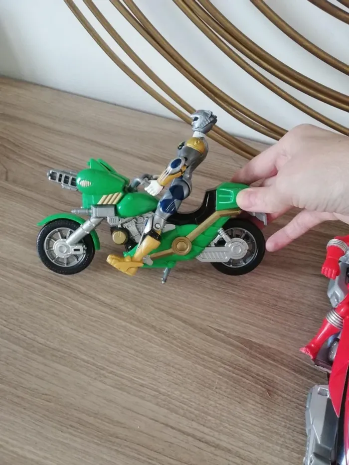 Lot de 3 power Rangers - photo numéro 4