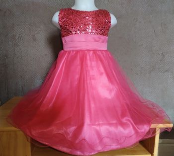 Robe rose enfants taille 120 cm