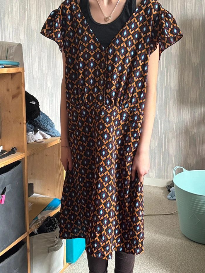 Robe taille 44 marque cache cache