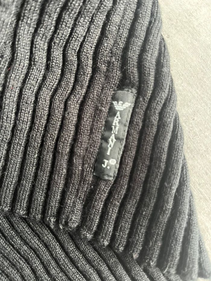 đ€ Pull CĂŽtelĂ©e Noire Ă Col RoulĂ© AJ Armani Jeans - photo numĂ©ro 4