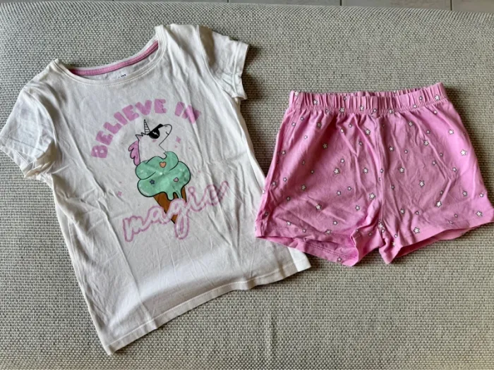 Pyjama court short rose et blanc fille en coton bio 6 ans en parfait état - photo numéro 2