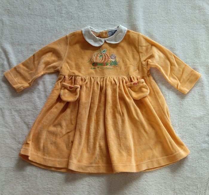 Robe en velours orange (je ne connais pas la marque), Taille 12 mois