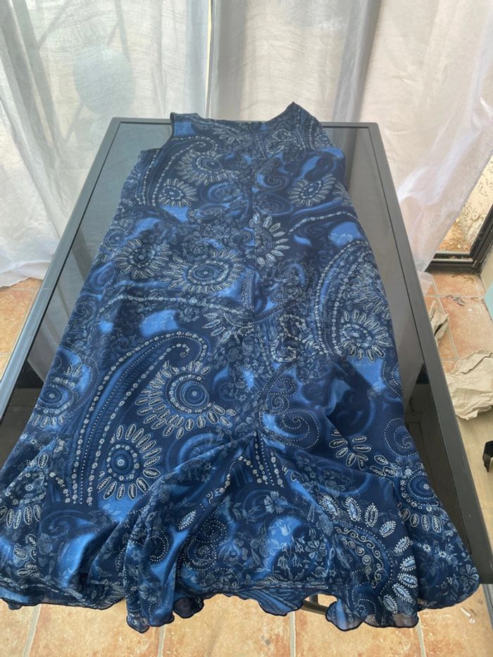 Jolie robe de la marque, tel mail en taille 46 - photo numéro 6