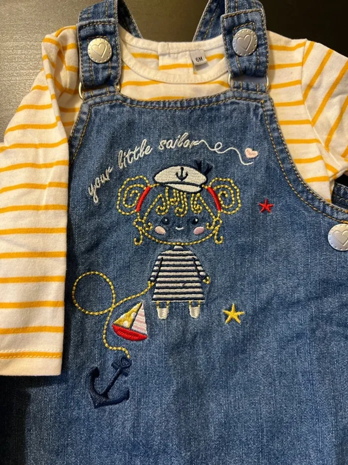 Robe 6 mois neuve - photo numéro 2