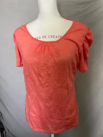 tee shirt