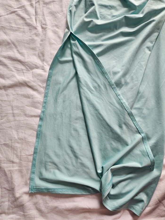 Robe dos nu - photo numéro 5