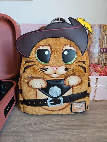 Loungefly chat potté <3
